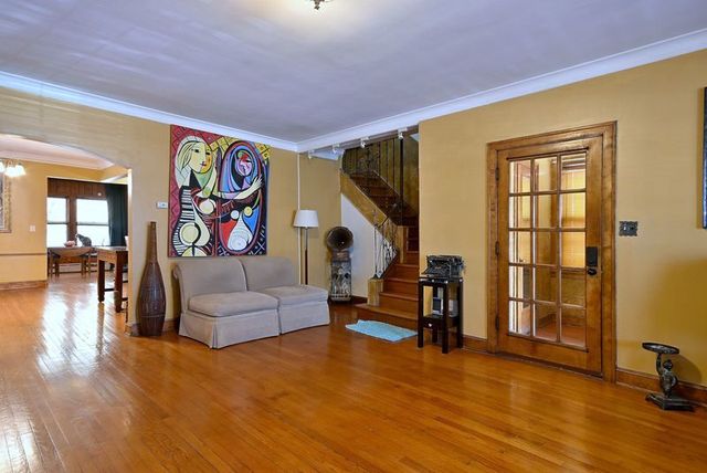 5411 W Thomas Street, Chicago, IL 60651