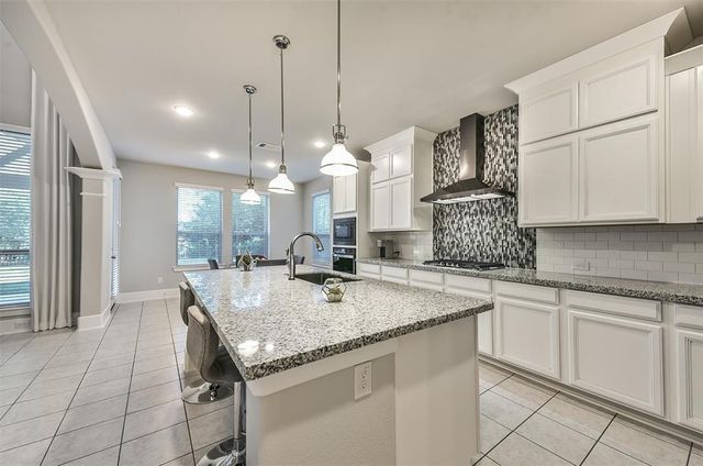 16526 Whiteoak Canyon Drive, Humble, TX 77346