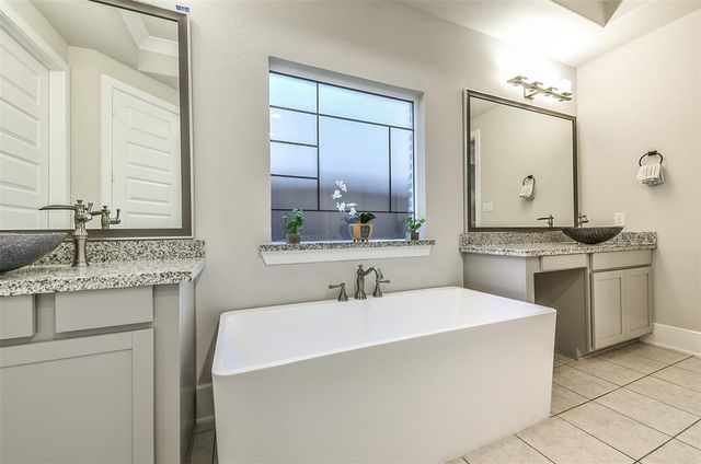 16526 Whiteoak Canyon Drive, Humble, TX 77346