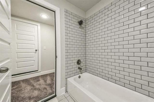 16526 Whiteoak Canyon Drive, Humble, TX 77346