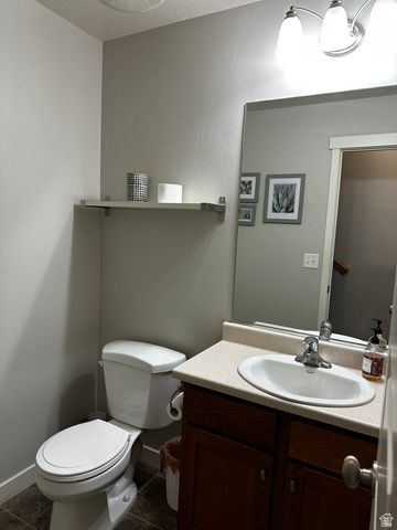 1105 N STILLWATER DR, Farmington, UT 84025
