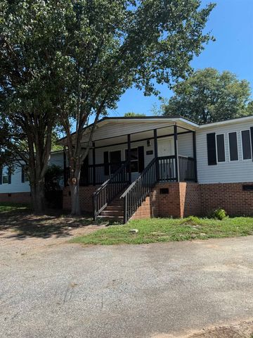 2011 Ballenger Road, Wellford, SC 29385