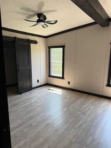 2011 Ballenger Road, Wellford, SC 29385