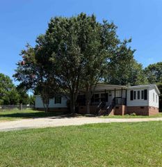 2011 Ballenger Road, Wellford, SC 29385