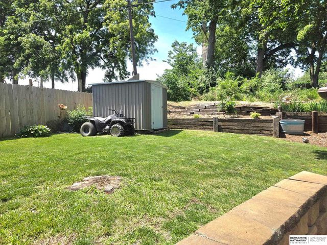 920 PLEASANT Drive, Plattsmouth, NE 68048
