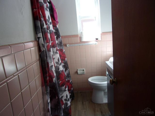 9496 Reading Road, Reading, OH 45215