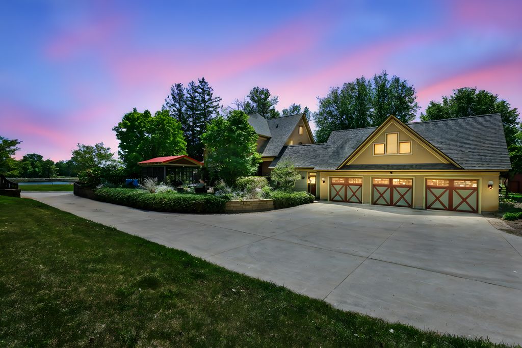 3375 Stark Road NE, Cambridge Twp, MN 55008