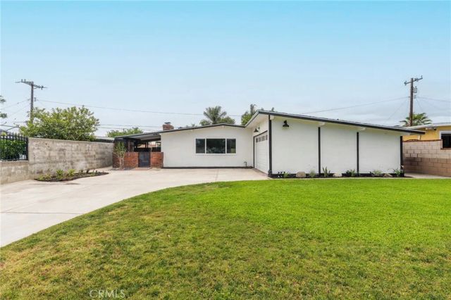 5615 N Rockvale, Azusa, CA 91702