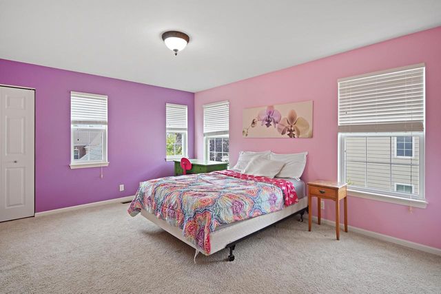 7323 148th AVENUE, Kenosha, WI 53142