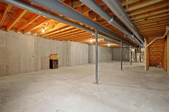7323 148th AVENUE, Kenosha, WI 53142