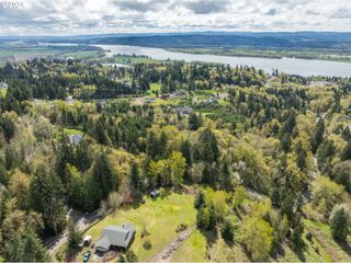 577 Martins Bluff Rd 3, Kalama, WA 98625