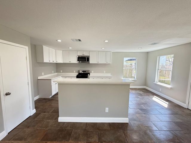 410 Remington Park Court, Houston, TX 77073