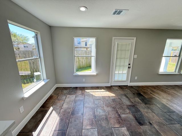 410 Remington Park Court, Houston, TX 77073