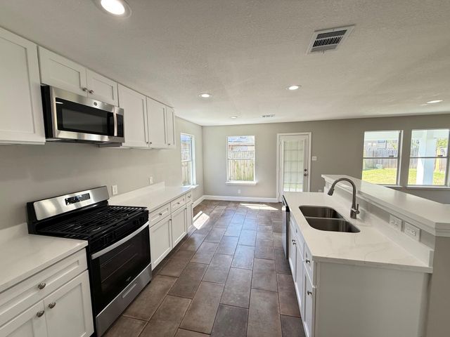 410 Remington Park Court, Houston, TX 77073