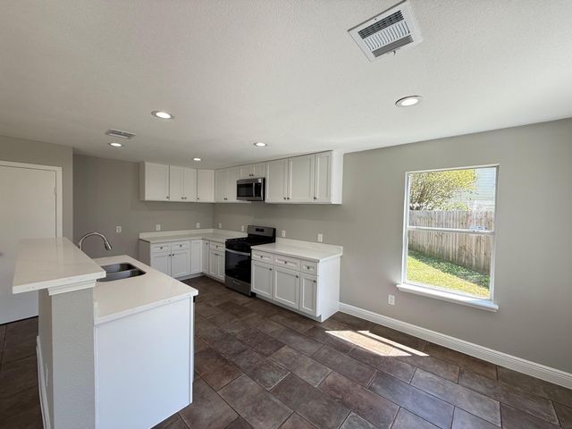 410 Remington Park Court, Houston, TX 77073