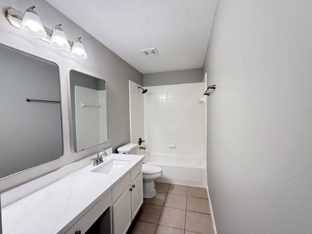 410 Remington Park Court, Houston, TX 77073