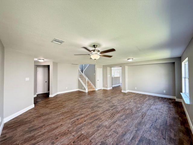 410 Remington Park Court, Houston, TX 77073