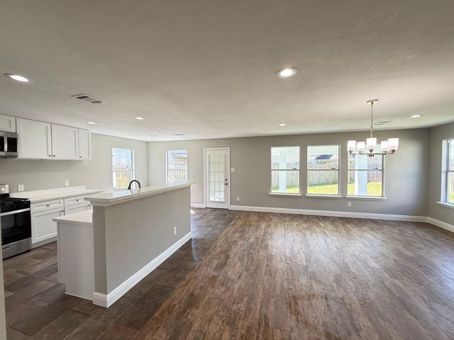 410 Remington Park Court, Houston, TX 77073