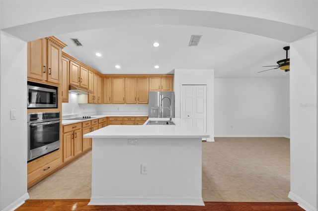 729 STRIHAL LOOP, Oakland, FL 34787