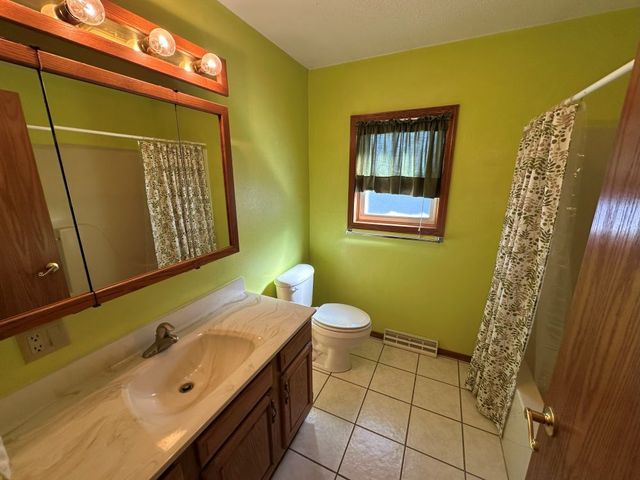 612 Fulton Street, Grand Mound, IA 52751