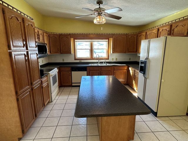 612 Fulton Street, Grand Mound, IA 52751