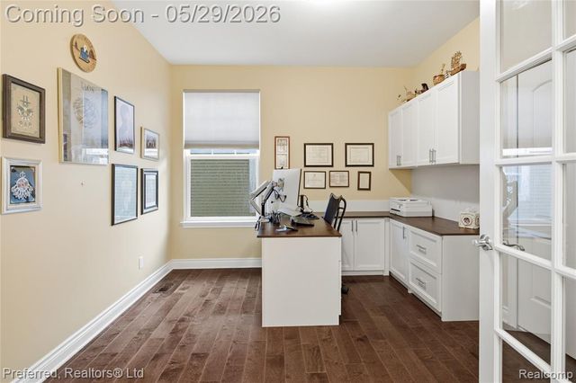 48968 Garden Lane, Canton, MI 48188