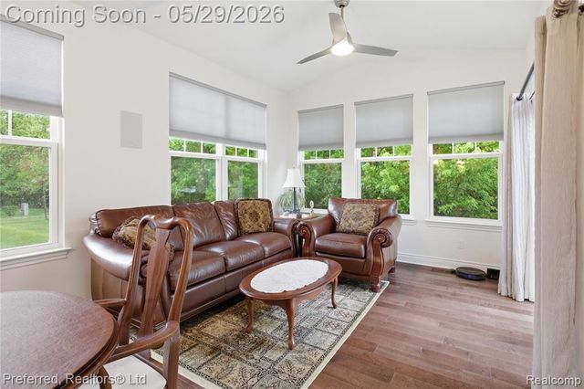 48968 Garden Lane, Canton, MI 48188