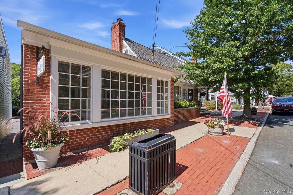 37 Main Street, Cold Spring Harbor, NY 11724 — photo 3