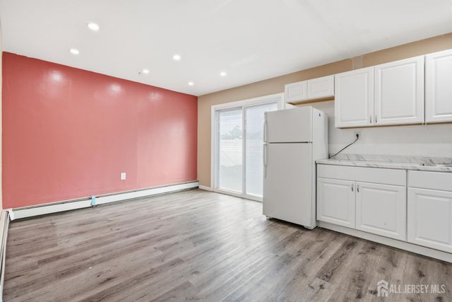 42 Mercer Street, Carteret, NJ 07008