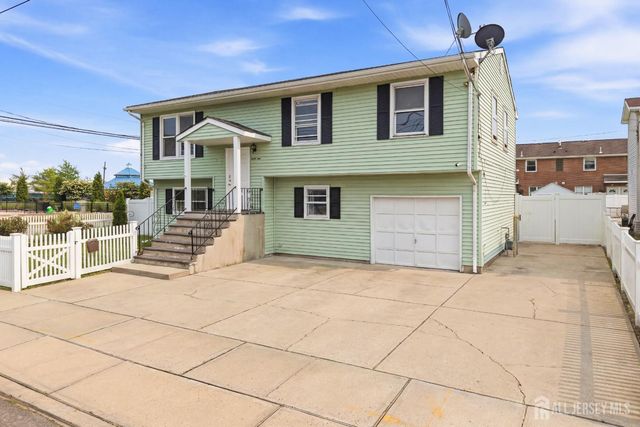 42 Mercer Street, Carteret, NJ 07008