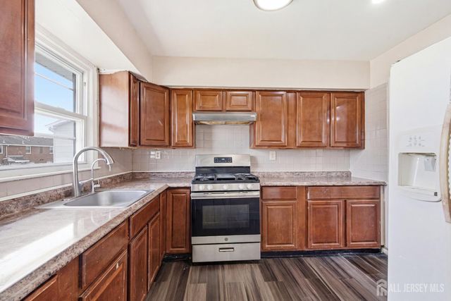 42 Mercer Street, Carteret, NJ 07008