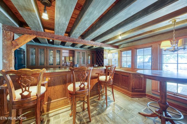 2447 Starboard Crest Rd, Morristown, TN 37814