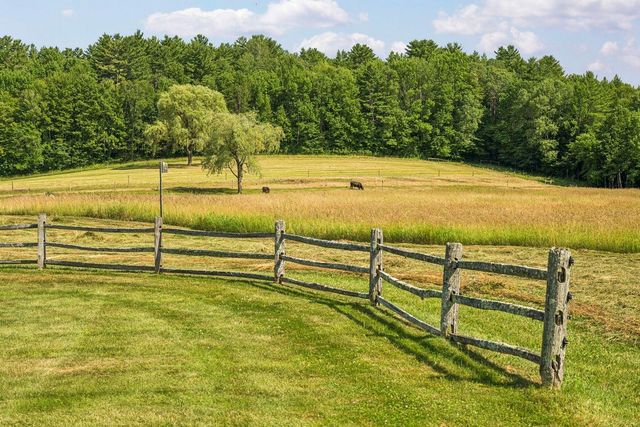 83 Town Farm Hill Road, Hartland, VT 05048