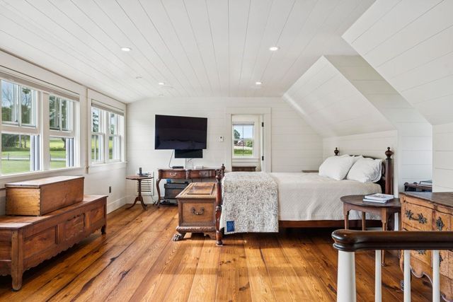 83 Town Farm Hill Road, Hartland, VT 05048