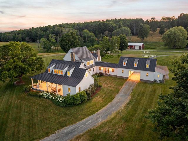 83 Town Farm Hill Road, Hartland, VT 05048