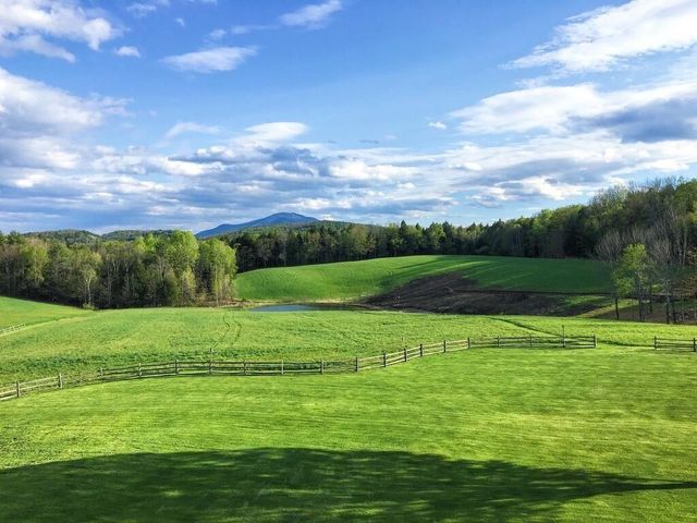 83 Town Farm Hill Road, Hartland, VT 05048