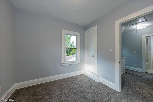 1677 Hillview Road, Cleveland, OH 44112
