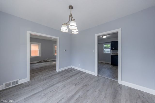 1677 Hillview Road, Cleveland, OH 44112