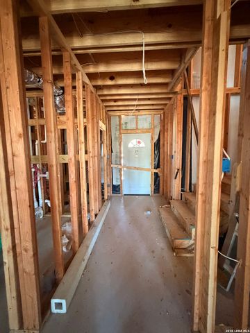 328 primrose, Poteet, TX 78065