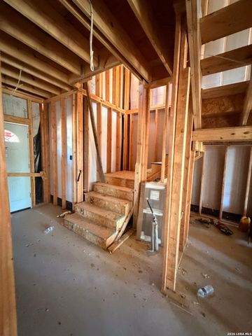 328 primrose, Poteet, TX 78065