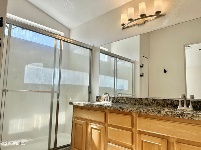 721 E SHEFFIELD Avenue, Gilbert, AZ 85296