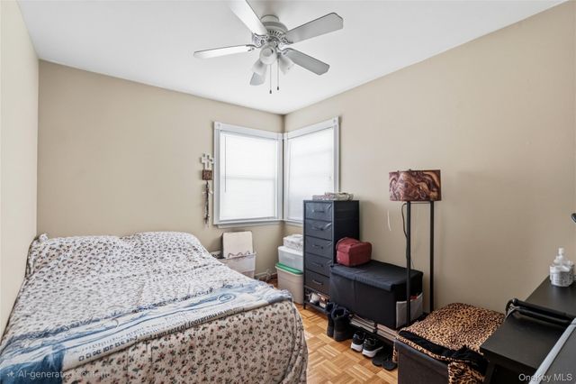 1093 Oakneck Road, Bay Shore, NY 11706