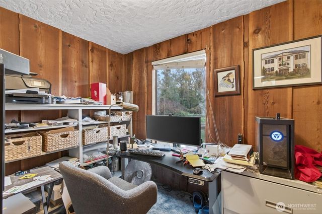 340 E Sunny Sands Road, Cathlamet, WA 98612