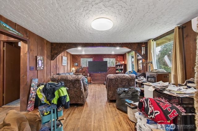 340 E Sunny Sands Road, Cathlamet, WA 98612