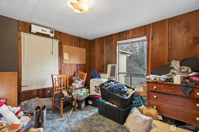 340 E Sunny Sands Road, Cathlamet, WA 98612