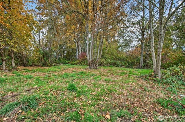 340 E Sunny Sands Road, Cathlamet, WA 98612