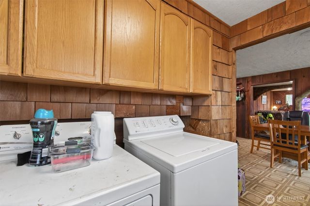 340 E Sunny Sands Road, Cathlamet, WA 98612