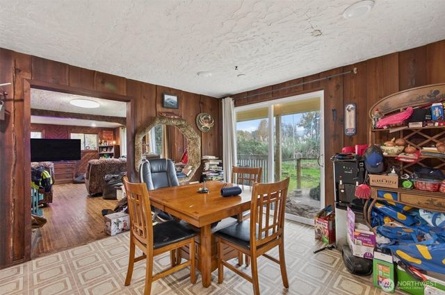 340 E Sunny Sands Road, Cathlamet, WA 98612