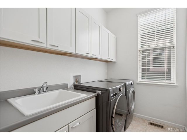 2350 Lassen Ln, Castle Rock, CO 80109
