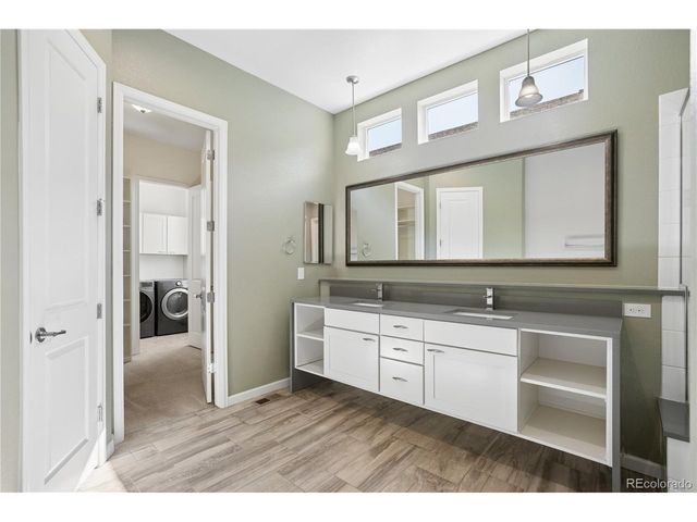 2350 Lassen Ln, Castle Rock, CO 80109